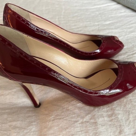 Gorgeous Kate Spade New York Ruby Heels - Picture 3 of 8